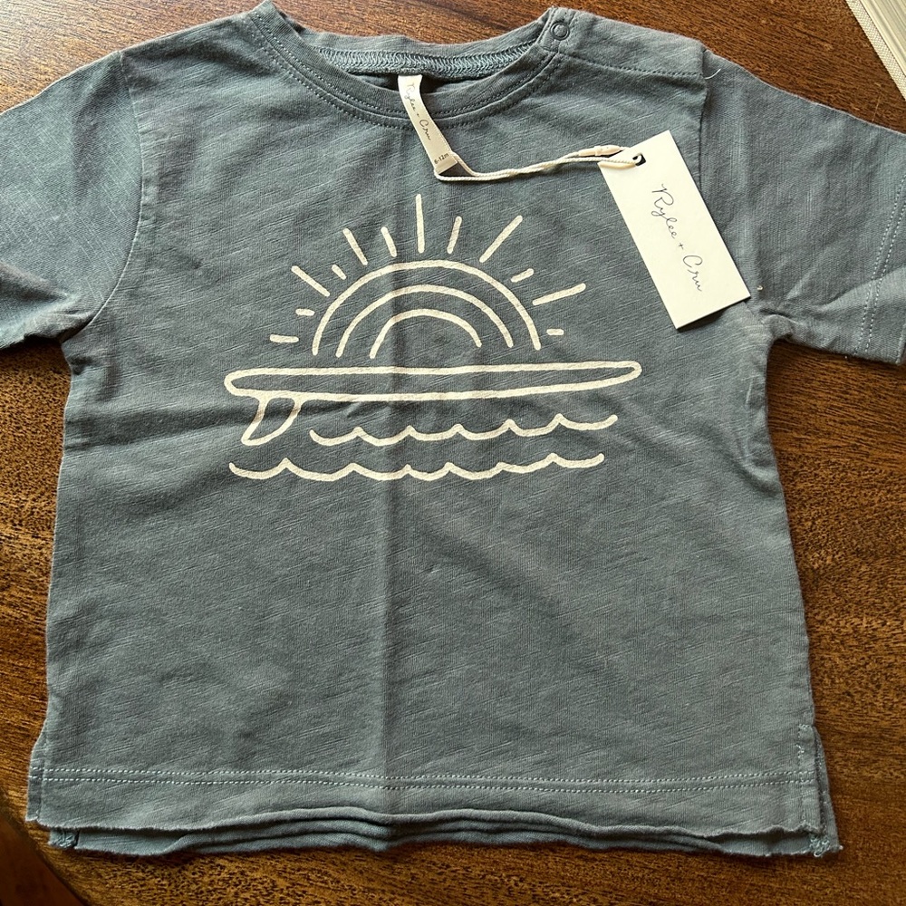 Rylee + Cru Charcoal Tee with Wave and Sun Design